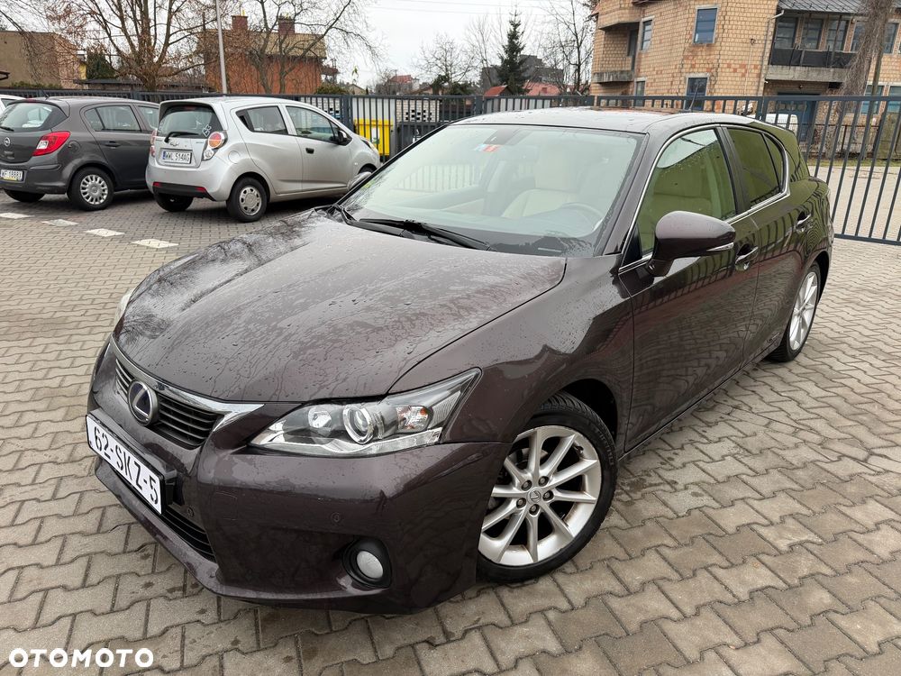Lexus CT 200h Prestige - 1