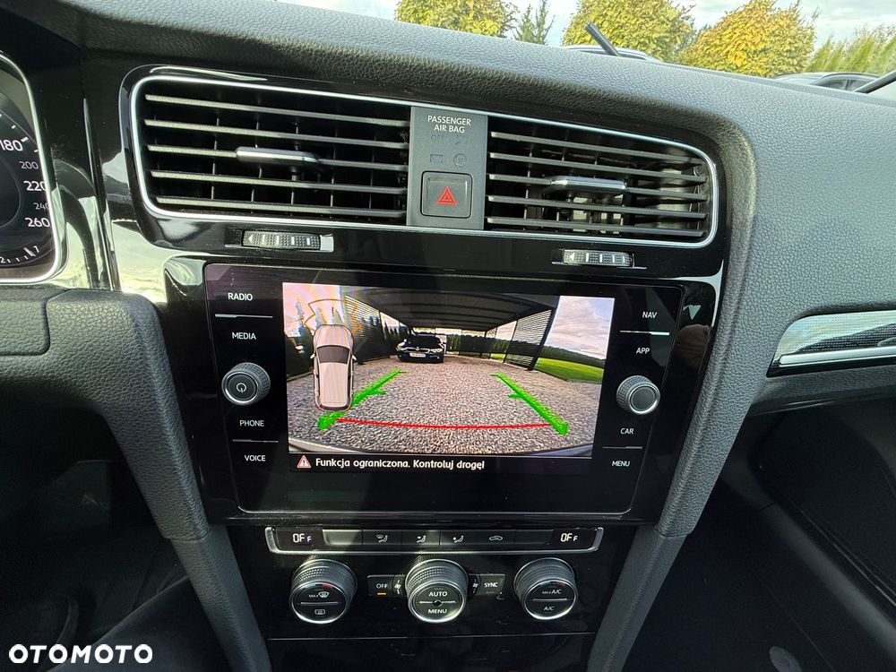 Volkswagen Golf 1.5 TSI ACT OPF DSG Highline - 23