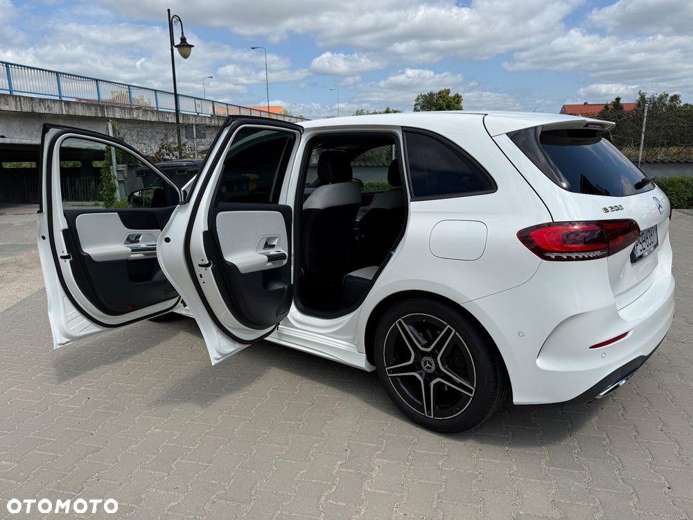 Mercedes-Benz Klasa B 200 AMG Line 7G-DCT - 5