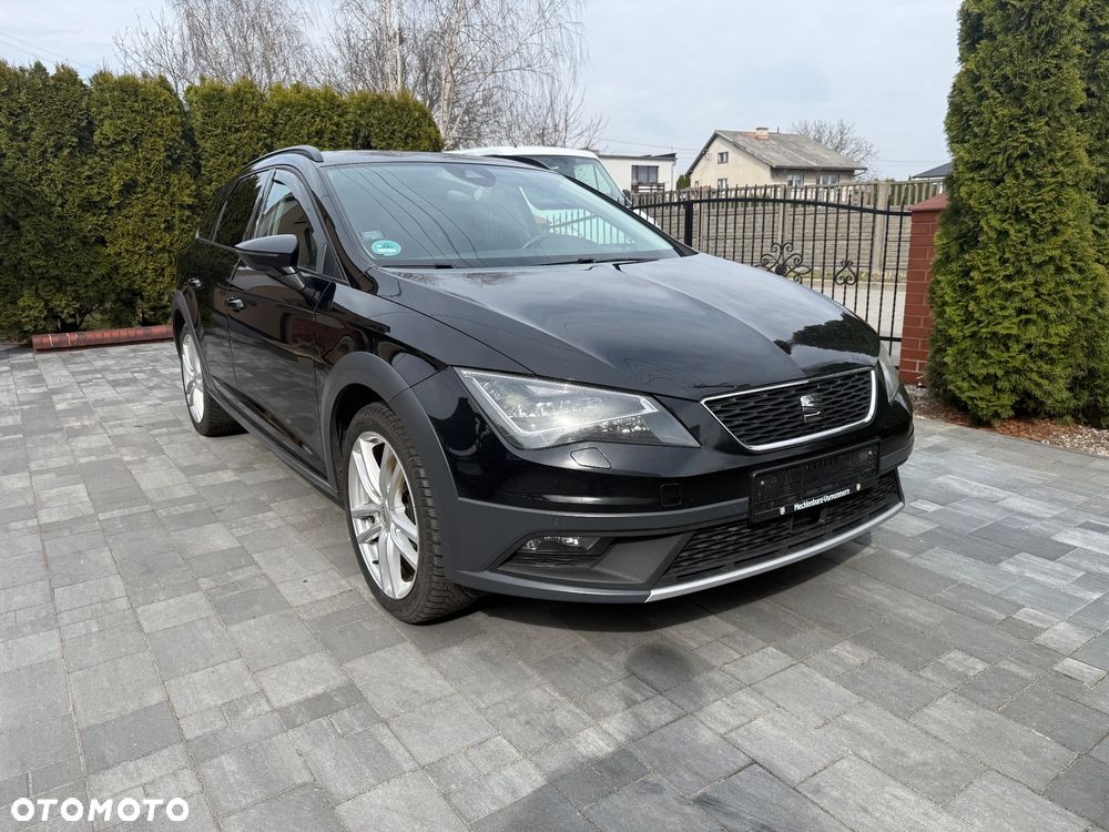 Seat Leon Sportstourer 2.0 TDI Start&Stop 4Drive DSG X-Perience - 4
