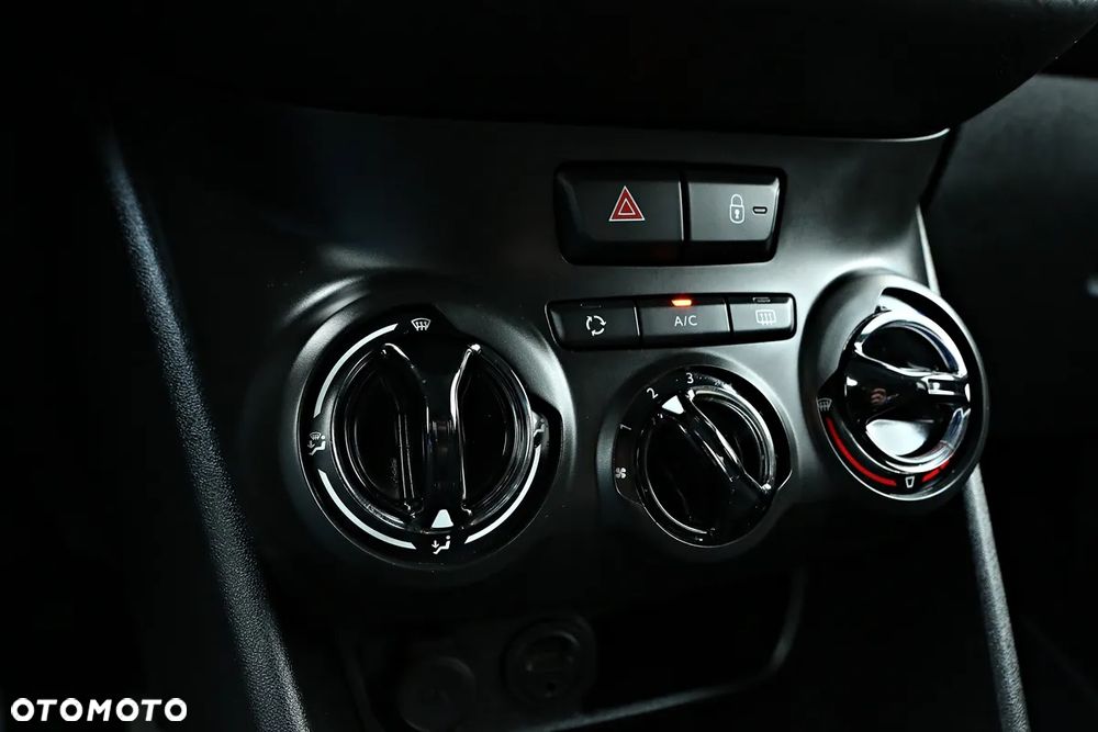 Peugeot 208 1.2 PureTech Style - 27