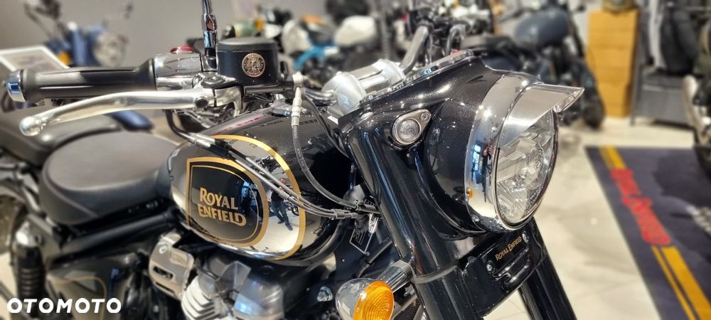 Royal Enfield Classic - 11