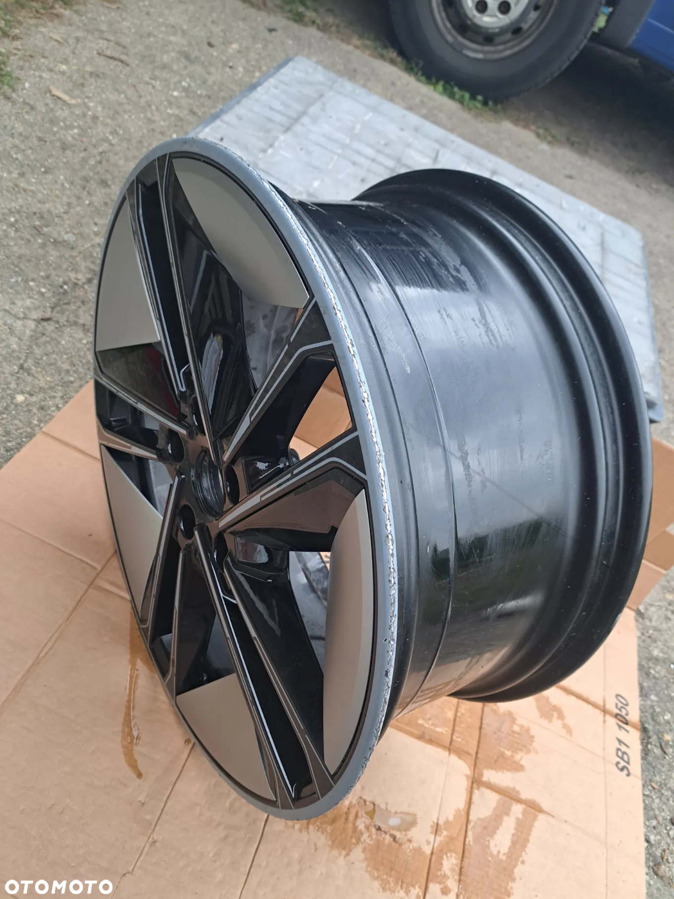 Felga Aluminiowa Audi E-Tron GT RS 21 Cali 4J3601025L E 9.5Jx21H2-N ET 60 - 7