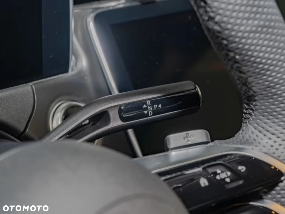 Mercedes-Benz Klasa E 220 d mHEV 4-Matic AMG 9G-Tronic - 23