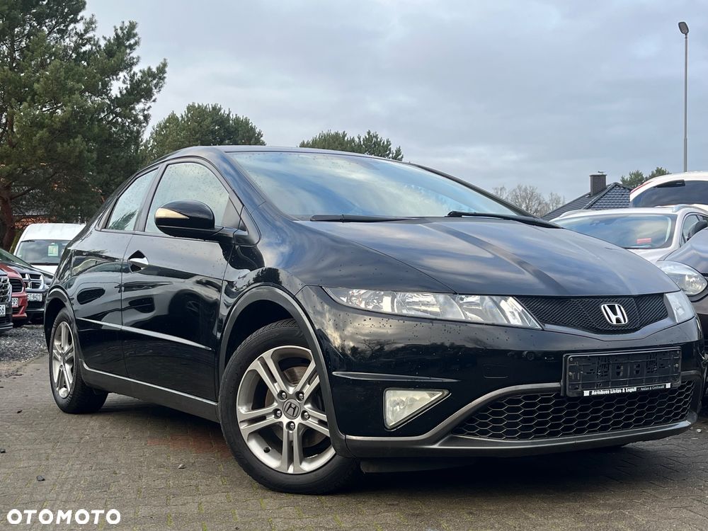 Honda Civic 1.4 i-VTEC Sport Black Edition - 3