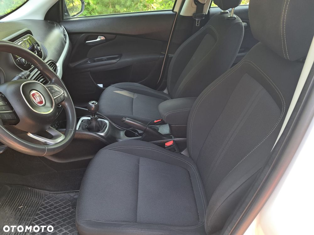 Fiat Tipo 1.4 16v Easy - 12