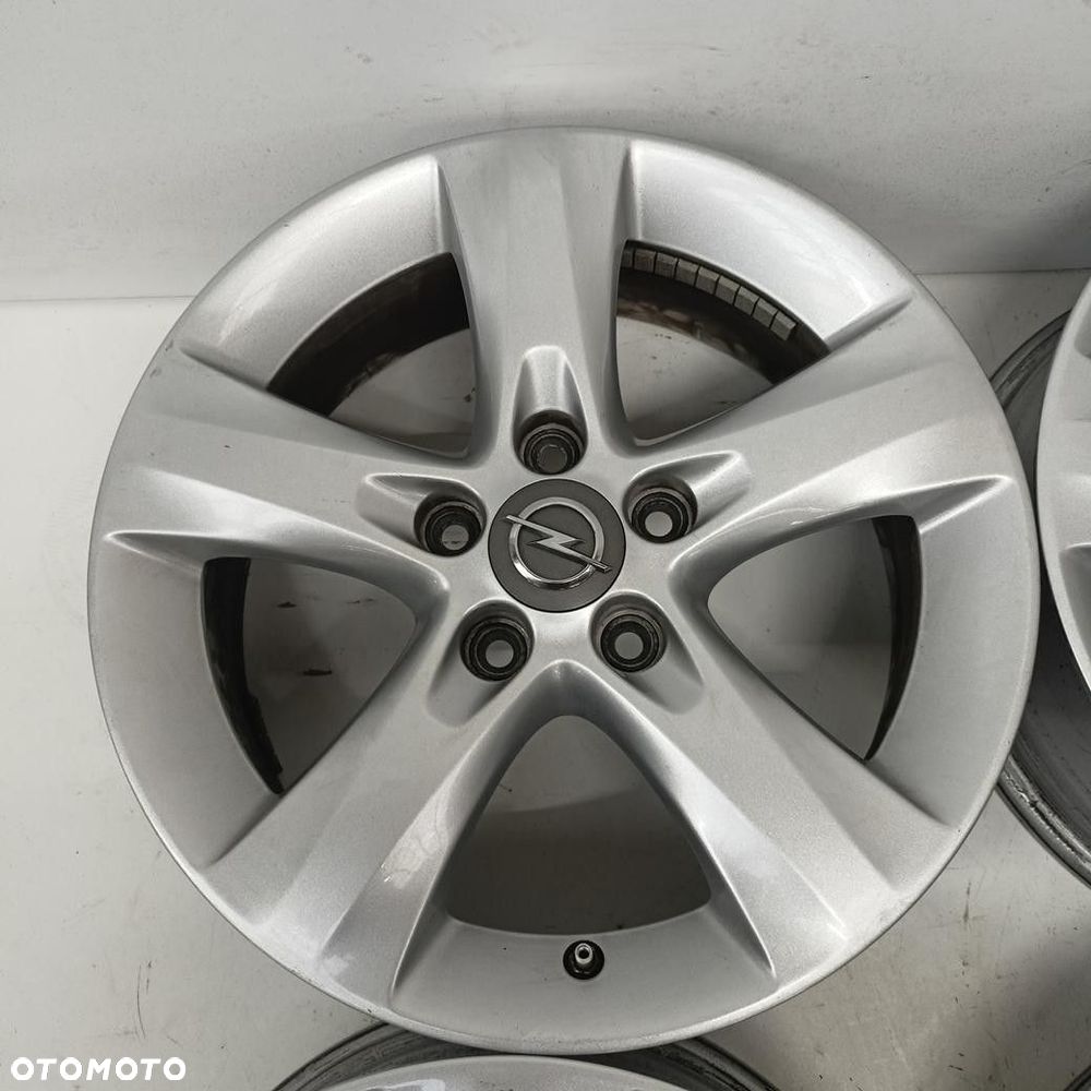 Alufelgi 5x110 16 Opel Corsa D E 4szt (F7110) - 2