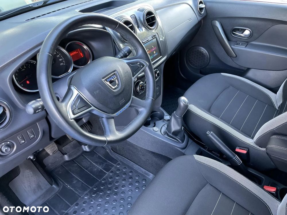 Dacia Sandero 0.9 TCe Laureate S&S - 9
