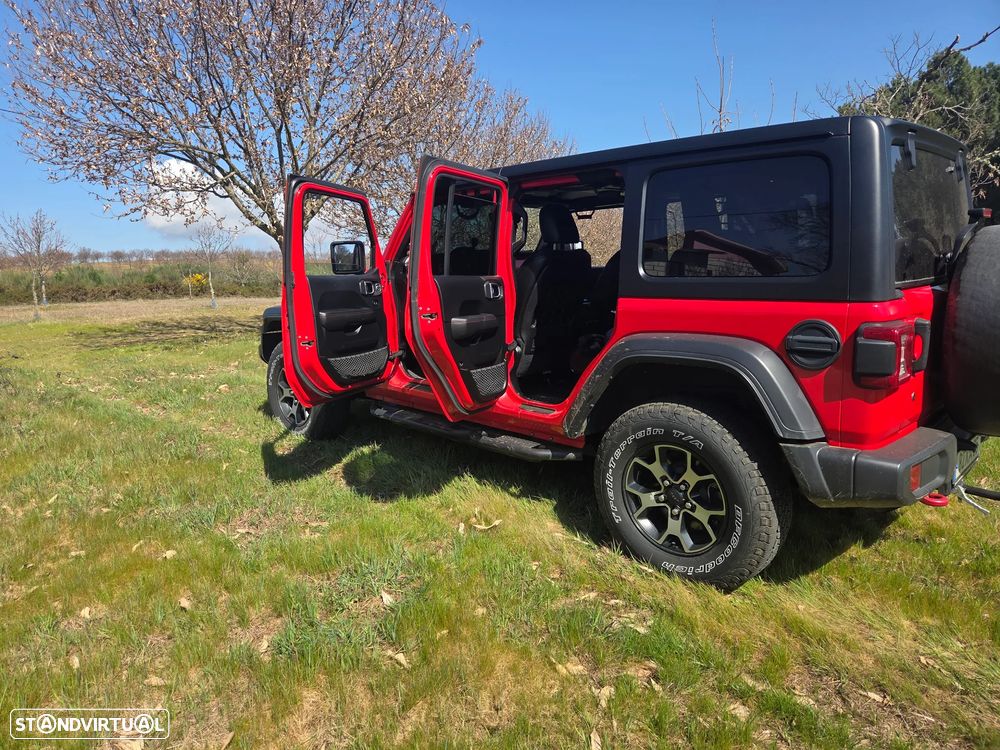 Jeep Wrangler - 10