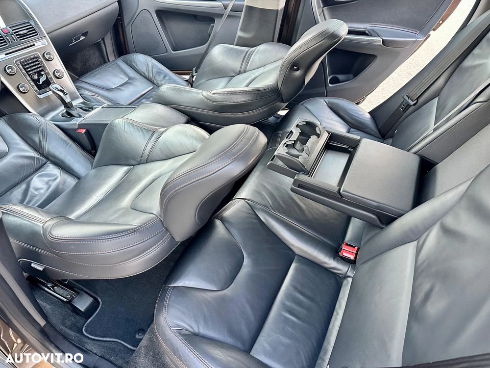 Volvo XC 60 D4 Geartronic Ocean Race - 19