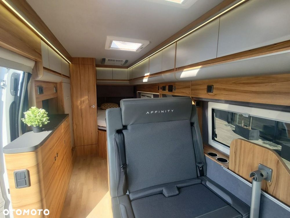 Affinity ONE całoroczny campervan dla czwórki - 12