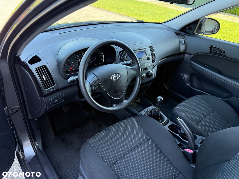 Hyundai i30 1.4 Blue Comfort - 12