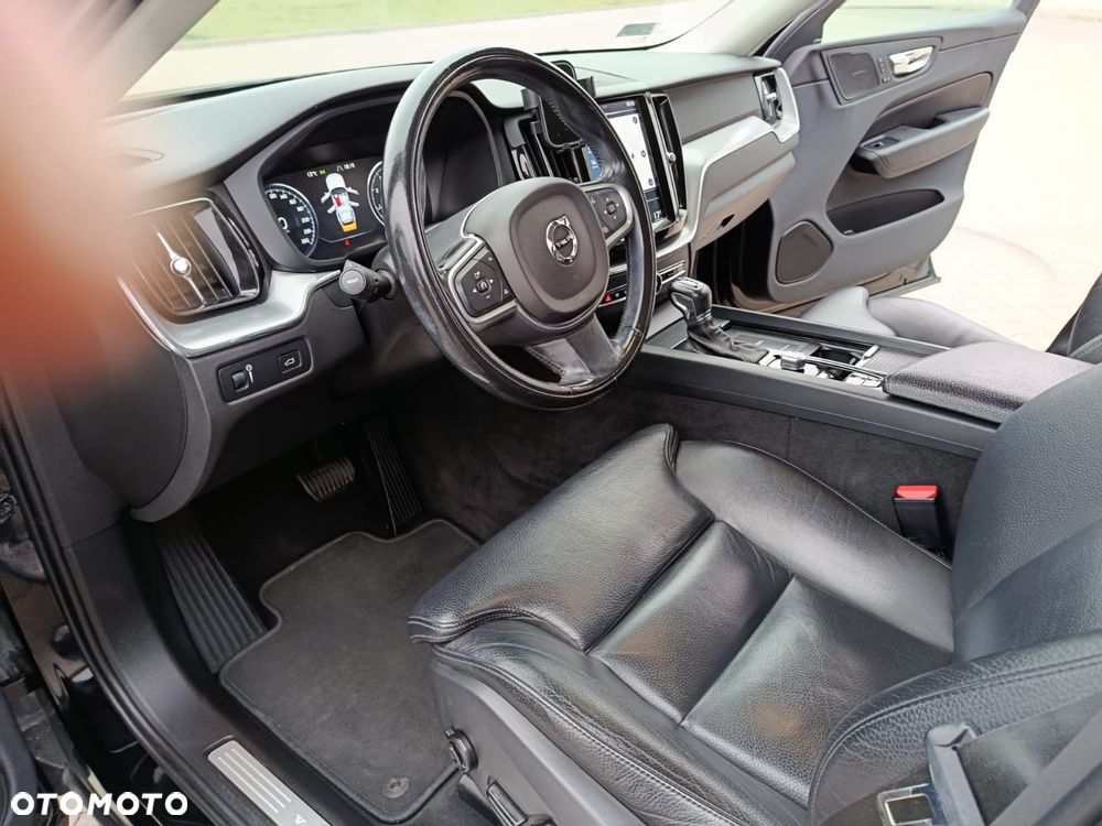 Volvo XC 60 T5 AWD Geartronic Inscription - 25