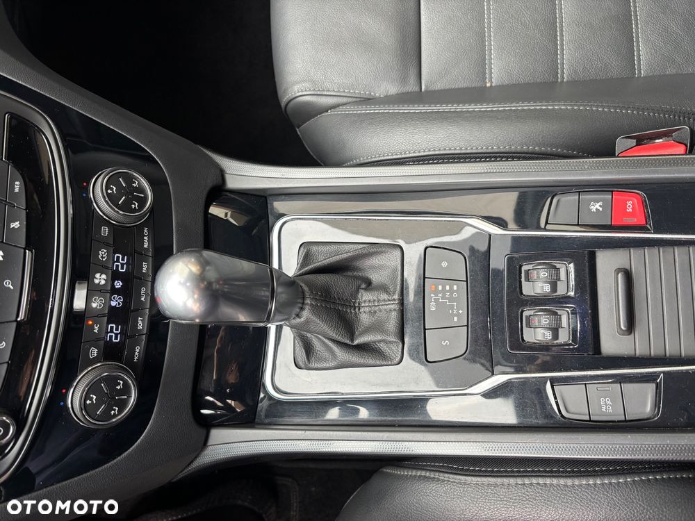 Peugeot 508 SW BlueHDi 180 EAT6 Stop&Start Allure - 25