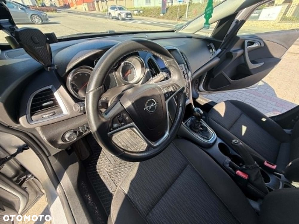 Opel Astra 1.4 T Enjoy - 5
