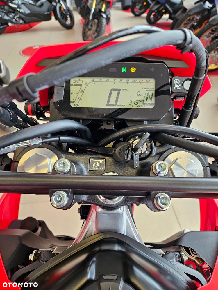 Honda CRF - 16