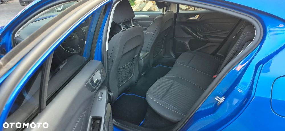 Ford Focus 2.0 EcoBlue Titanium Business - 20