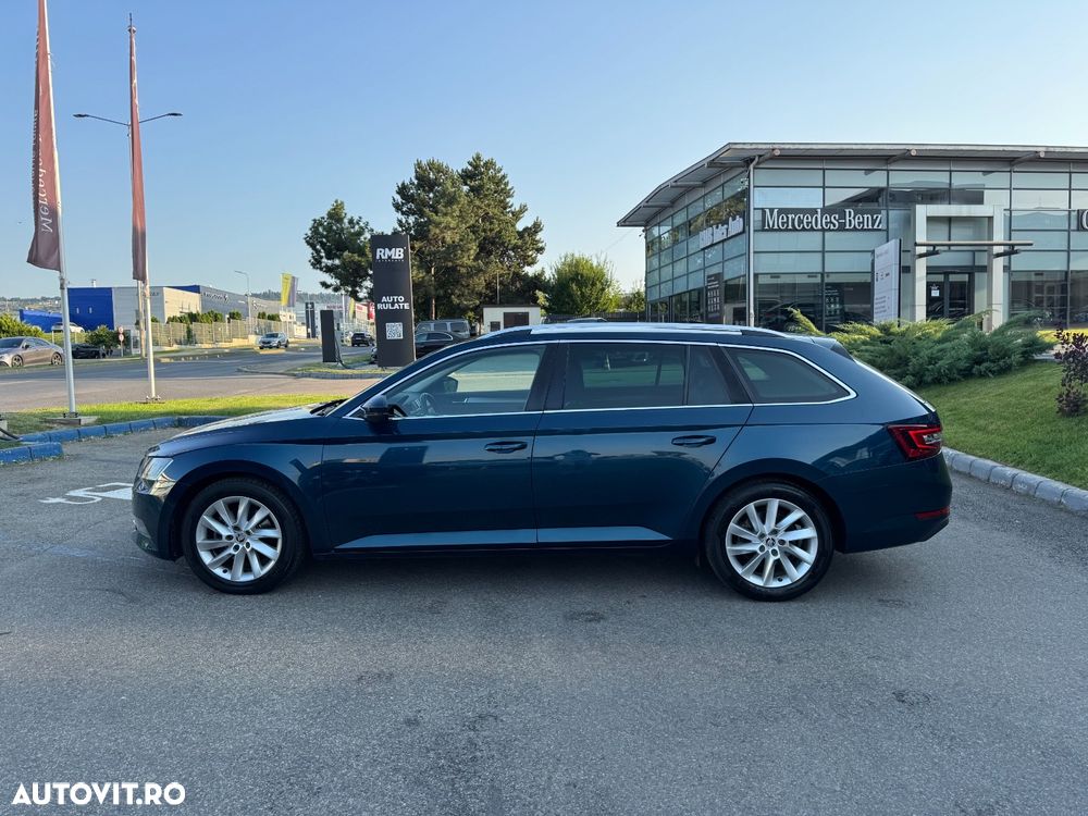 Skoda Superb 1.6 TDI DSG Ambition - 8