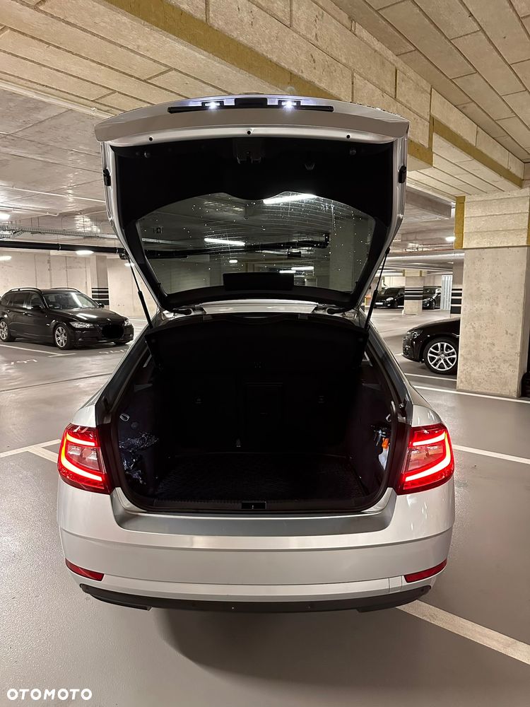 Skoda Octavia 2.0 TSI Style DSG - 11