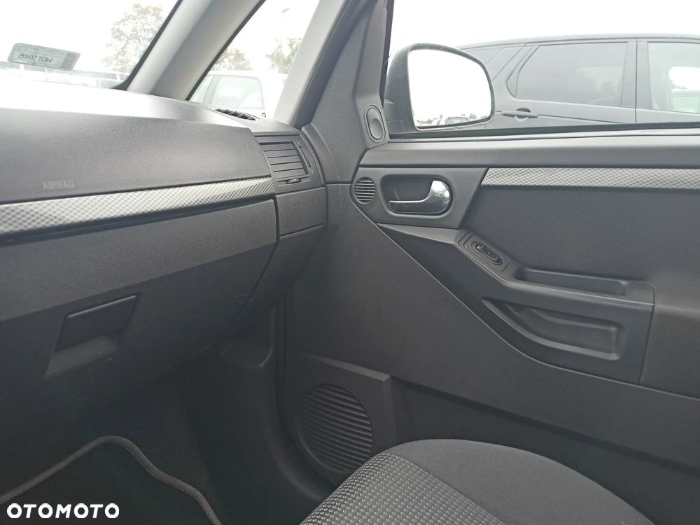Opel Meriva - 13