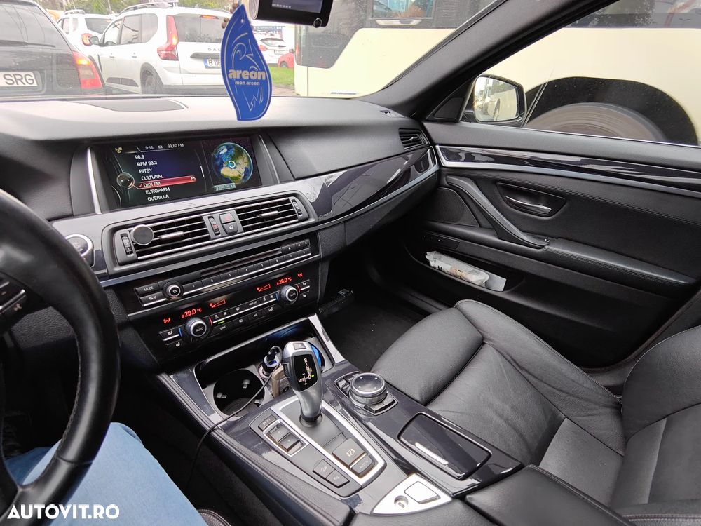 BMW Seria 5 530d xDrive Aut. Modern Line - 14