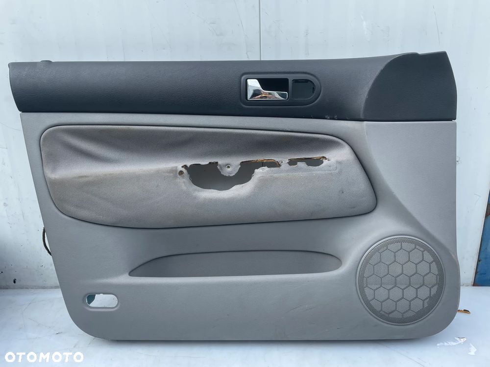 BOCZEK DRZWI LEWY PRZÓD VW GOLF IV 5D - 2