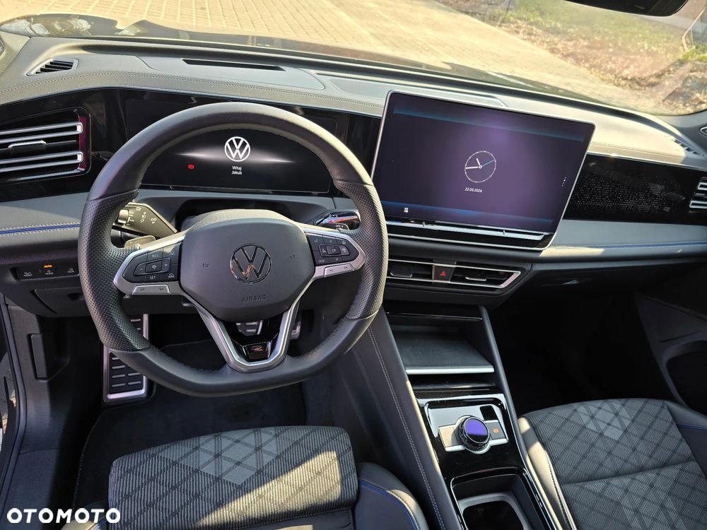 Volkswagen Tiguan - 19