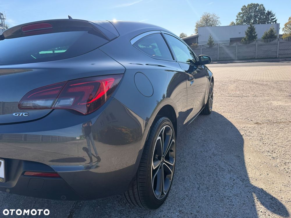 Opel Astra 1.4 Turbo - 11