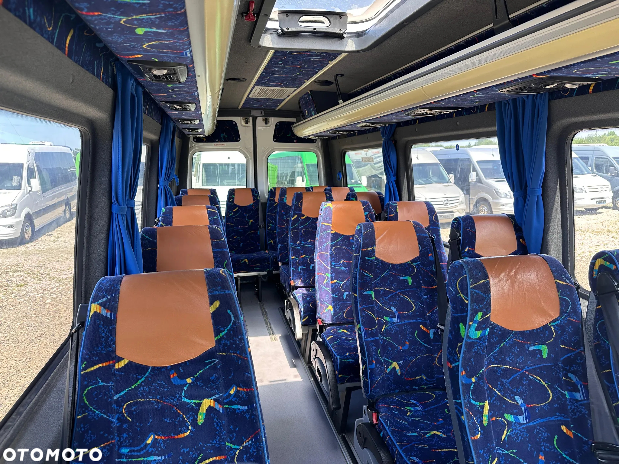 Mercedes-Benz Sprinter 519 - 17