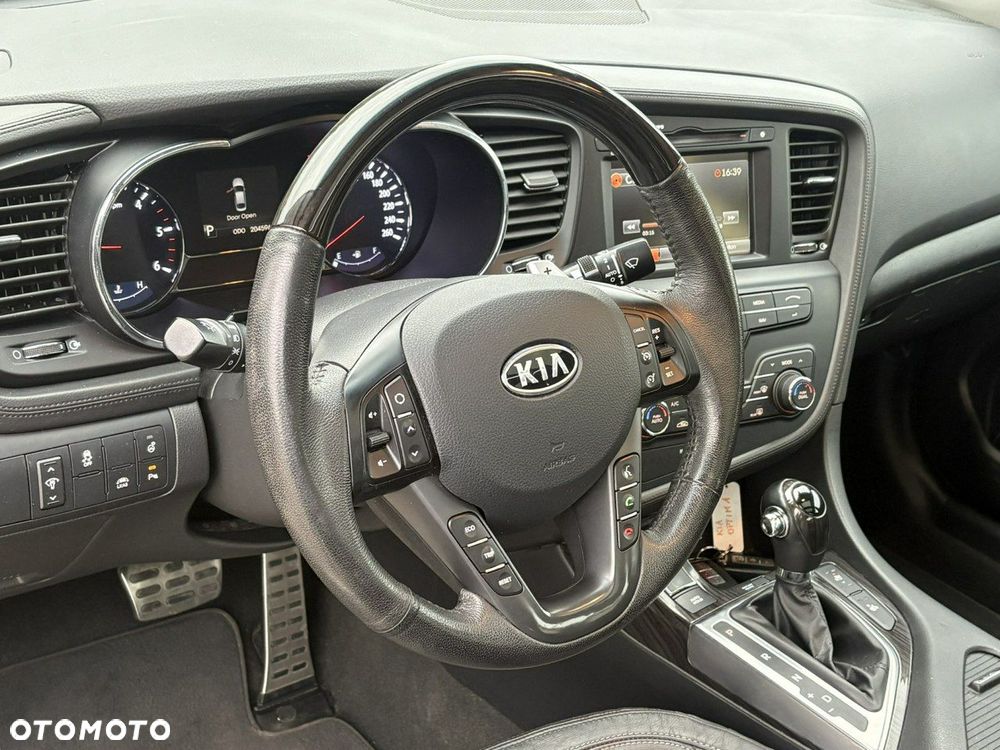 Kia Optima - 14