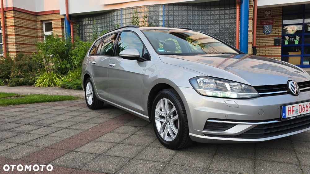 Volkswagen Golf - 35