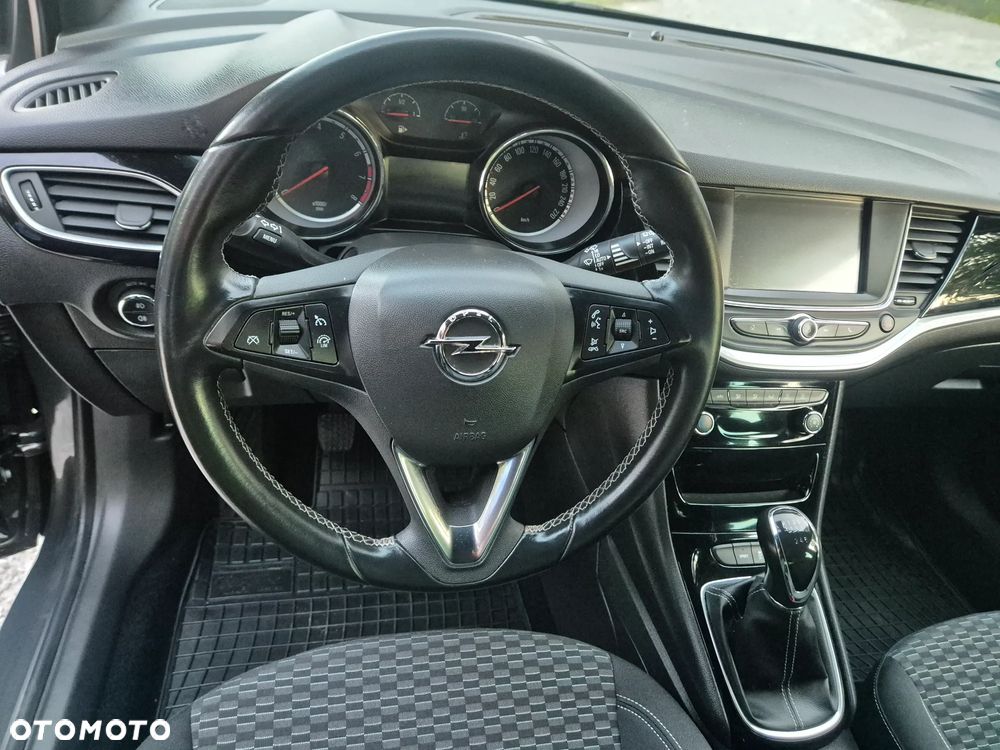 Opel Astra 1.4 Turbo Dynamic - 22