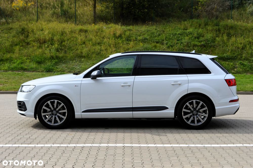 Audi Q7 50 TDI mHEV Quattro S Line Tiptr - 24