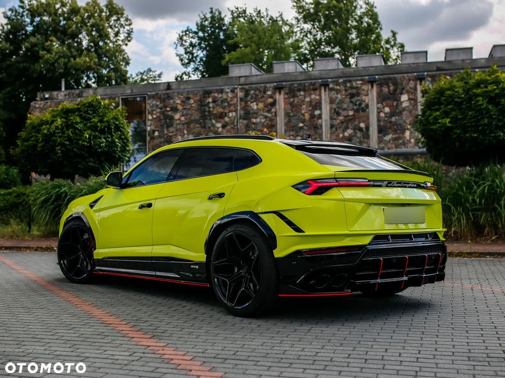 Lamborghini Urus - 7