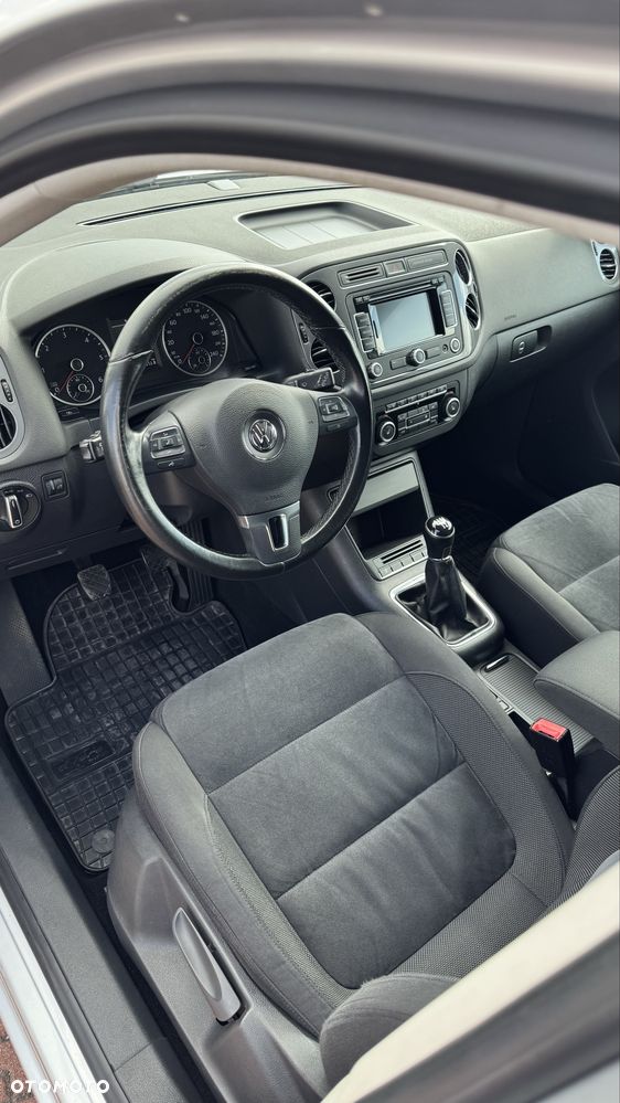 Volkswagen Tiguan - 5