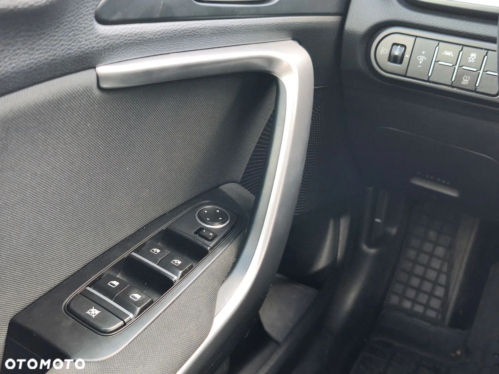 Kia Ceed 1.0 T-GDI M - 19