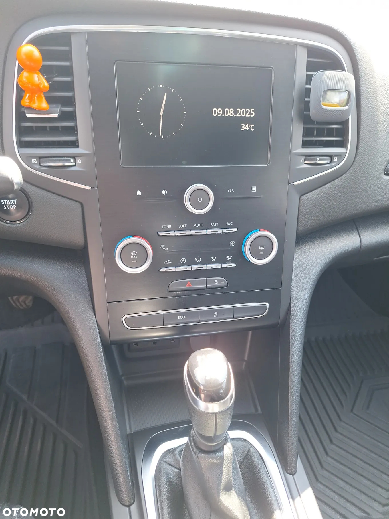 Renault Megane 1.5 dCi Zen - 29