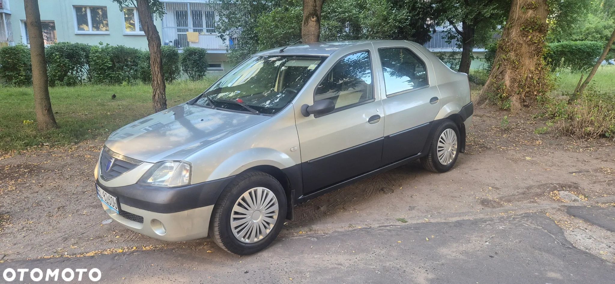 Dacia Logan 1.5 dCi Laureate - 1
