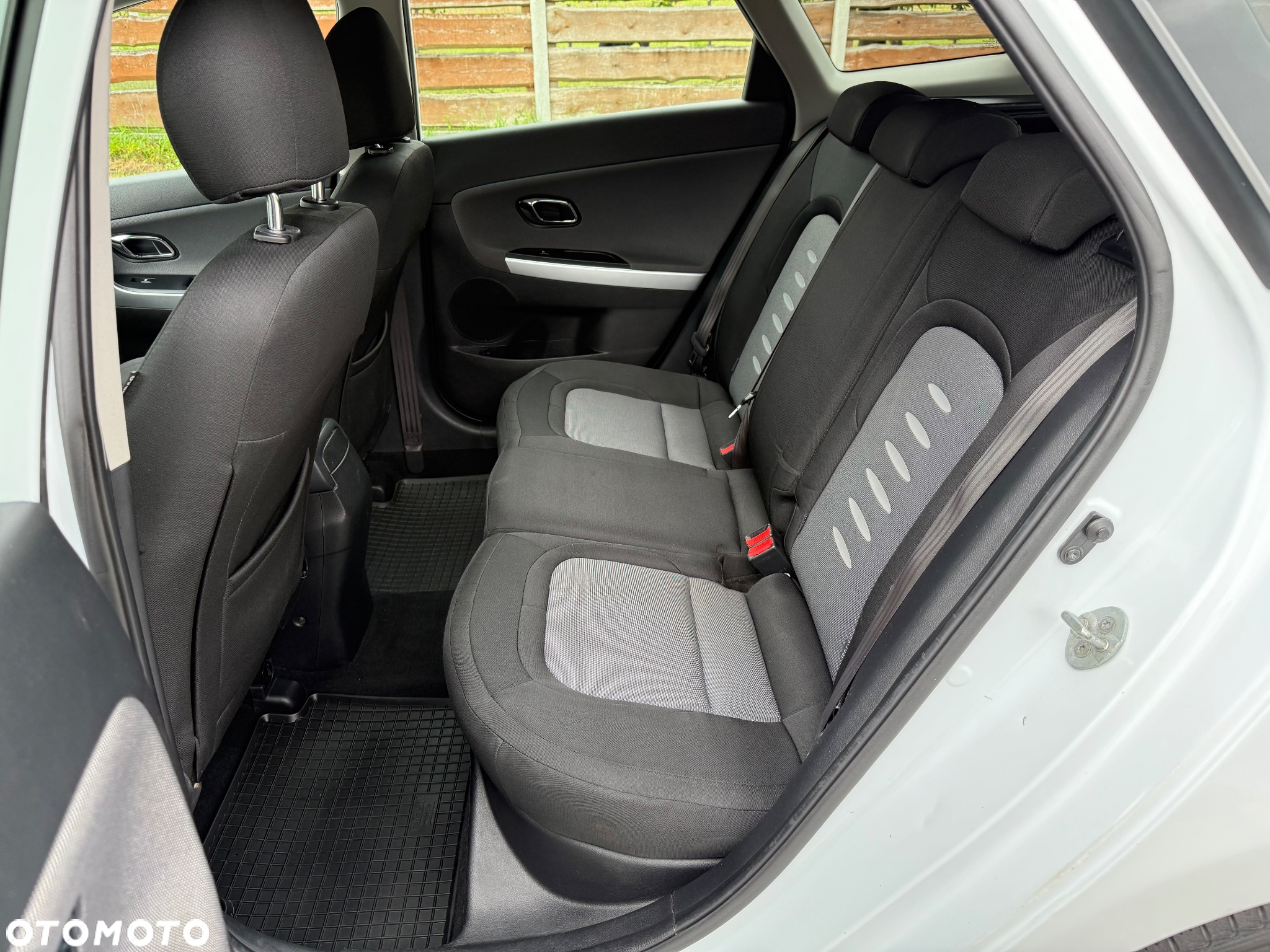 Kia Ceed Cee'd 1.6 CRDi XL - 26