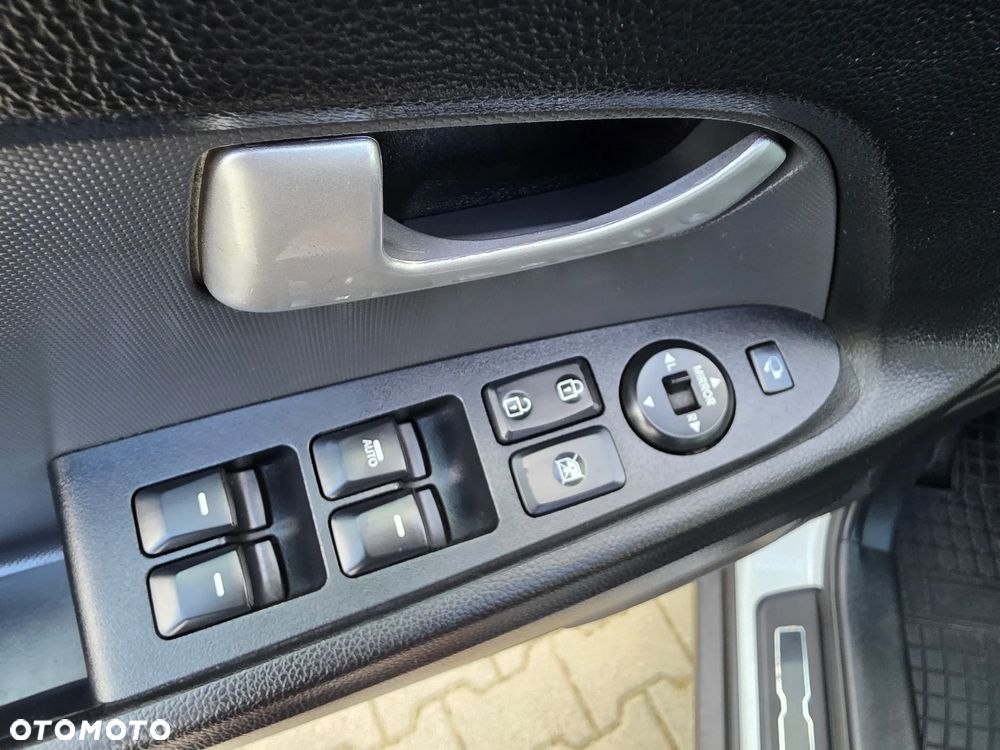 Kia Sportage 1.7 CRDI 2WD Attract - 22