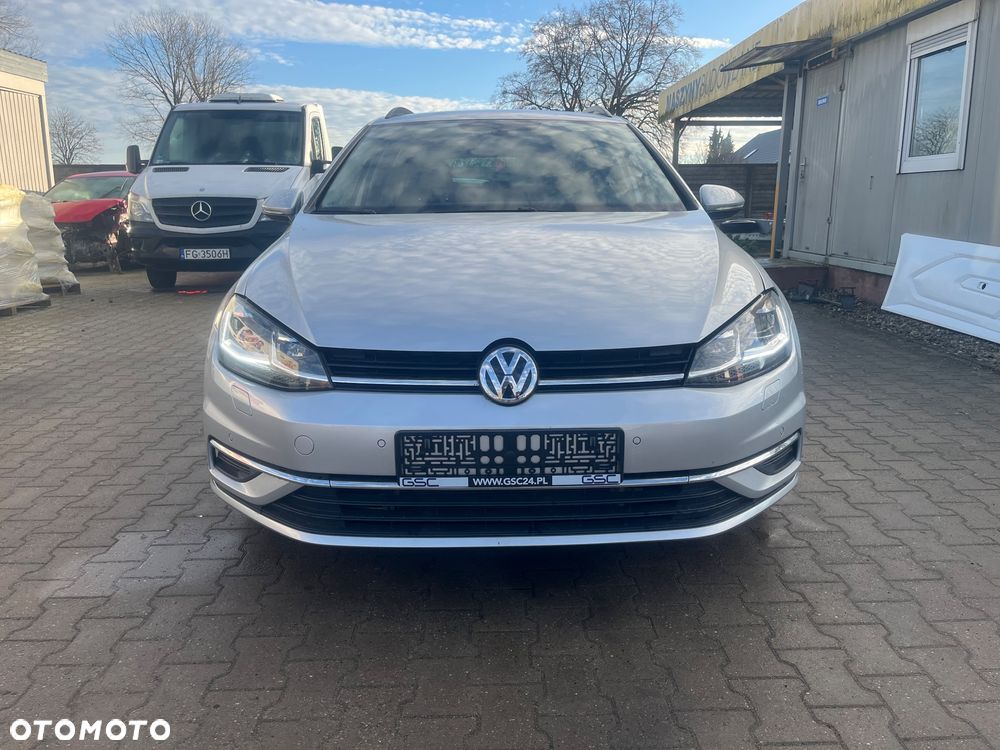 Volkswagen Golf 2.0 TDI SCR DSG Comfortline - 5