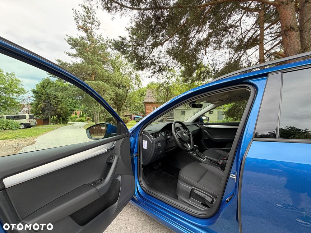 Skoda Octavia 1.6 TDI DSG Style - 13