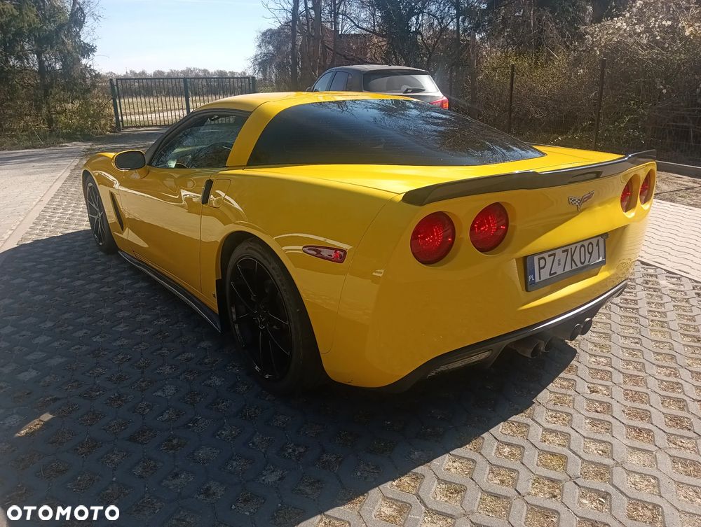 Chevrolet Corvette - 7