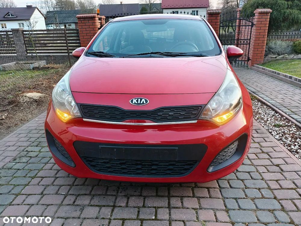 Kia Rio - 3