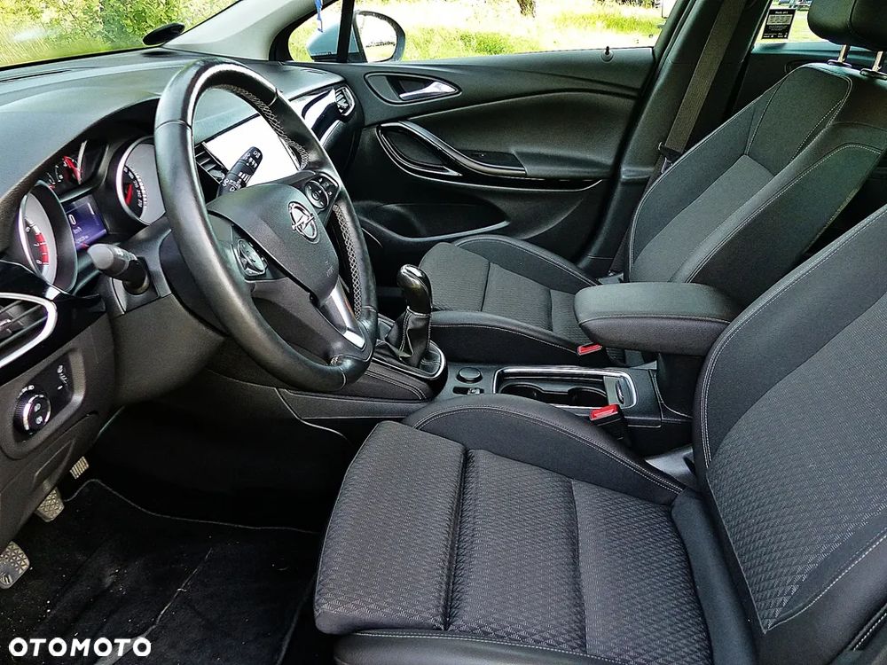 Opel Astra 1.6 Turbo Start/Stop Innovation - 19