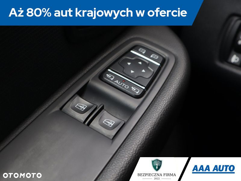 Renault Clio - 21