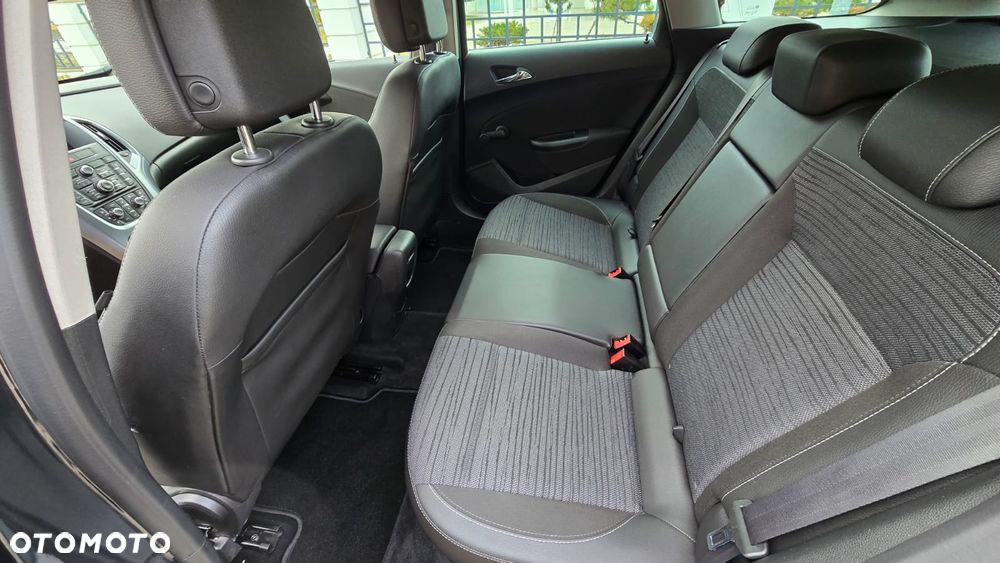 Opel Astra 1.4 T Sport EU6 - 13