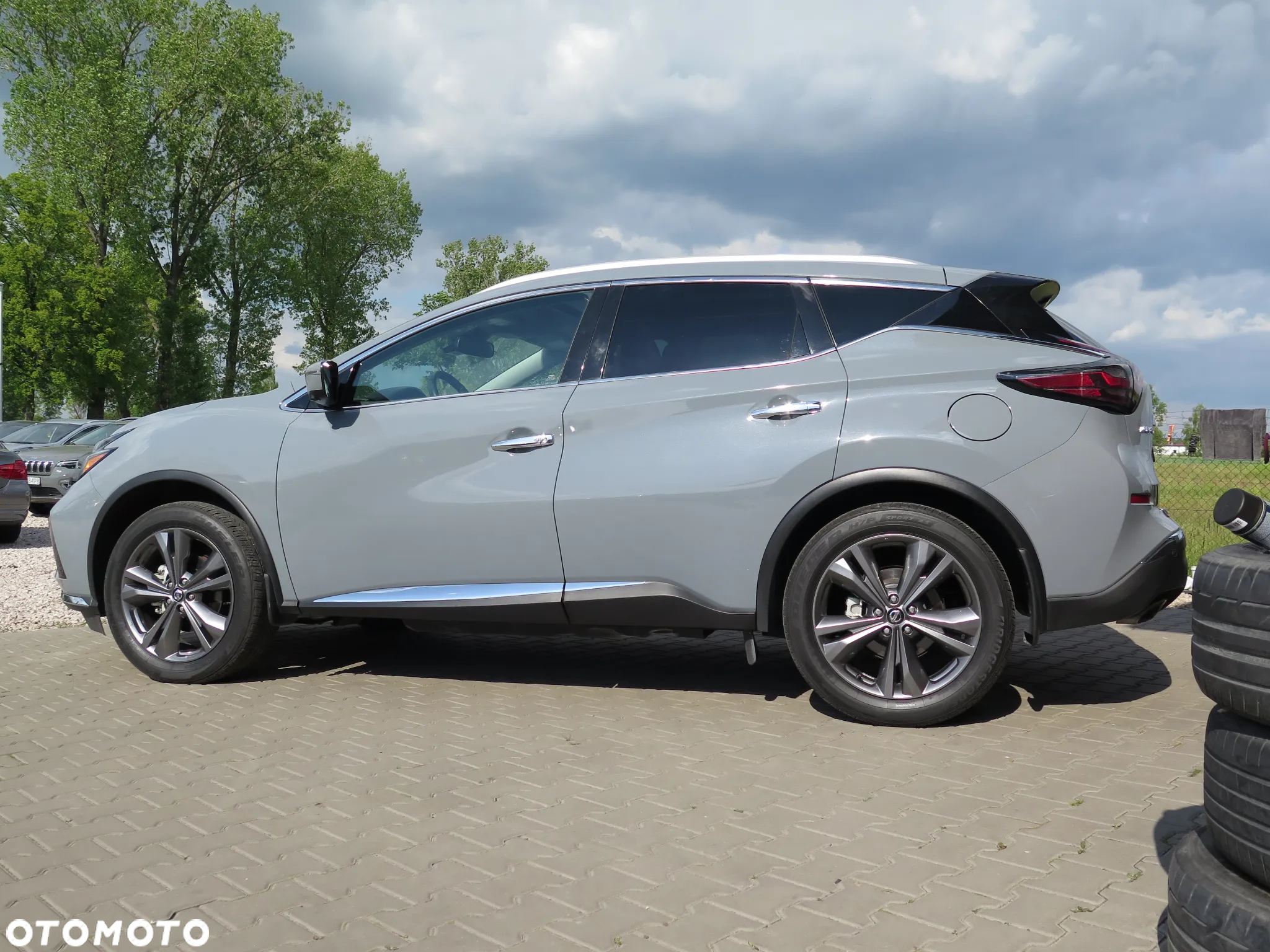 Nissan Murano - 4