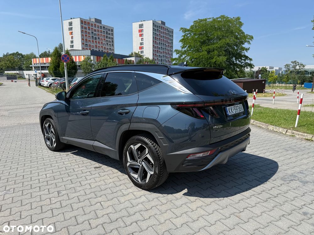 Hyundai Tucson 1.6 T-GDi HEV Executive 2WD - 11