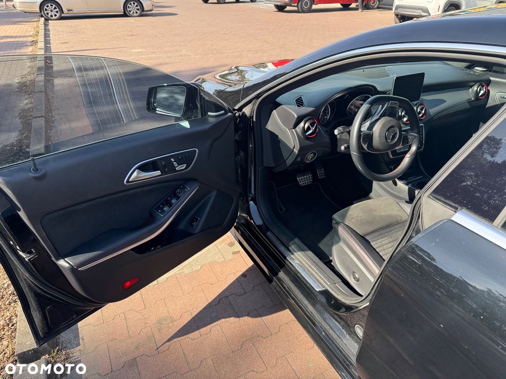 Mercedes-Benz CLA - 8